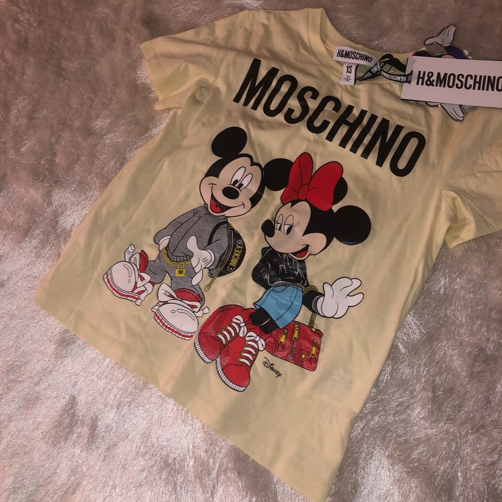 HM MOSCHINO T Shirt Yellow XS